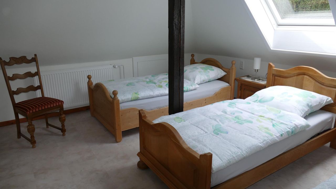 Wasserkraftwerk 2 Schlafzimmer 3 Einzelbetten Wasserkraftwerk 2 Schlafzimmer 3 Einzelbetten